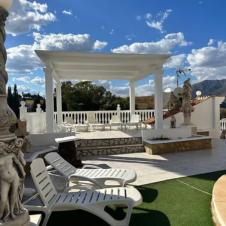 Lissa Luxe Villa Fuengirola