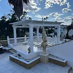 Villa Lissa Luxe Fuengirola