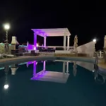 Lissa Luxe Villa *