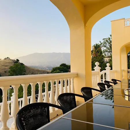 Lissa Luxe * פואנגירולה