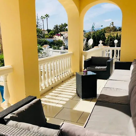 Lissa Luxe וילה פואנגירולה