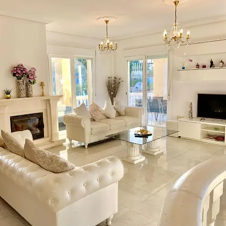 Lissa Luxe * פואנגירולה