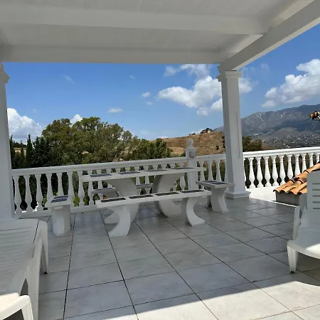 Lissa Luxe Villa