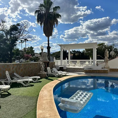 Lissa Luxe וילה