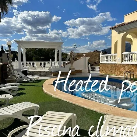 Lissa Luxe Huvilat Fuengirola