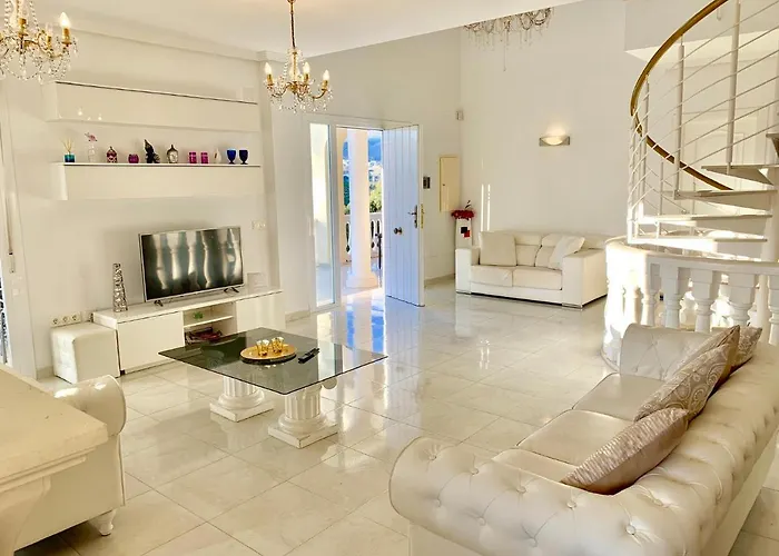 Lissa Luxe Вілла