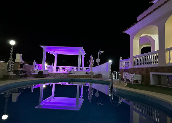 Villa Lissa Luxe Fuengirola