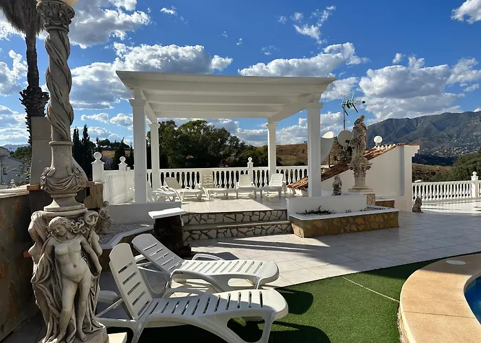 Lissa Luxe Villa Fuengirola